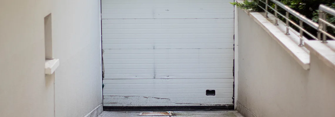 Overhead Bent Garage Door Repair in Wesley Chapel