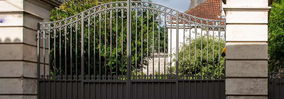 Wooden Swing Gate Repair in Wesley Chapel